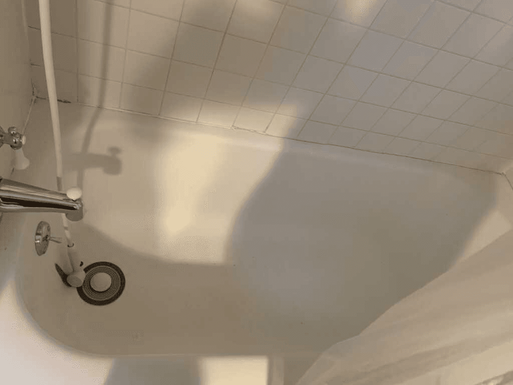 Sparkling bathtub after deep clean